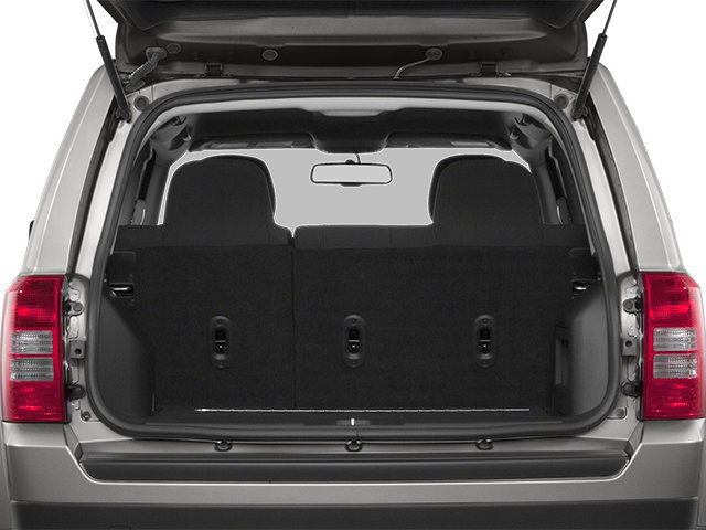 Used 2014 Jeep Patriot Limited w/ Sun/Sound Group FWD image 14