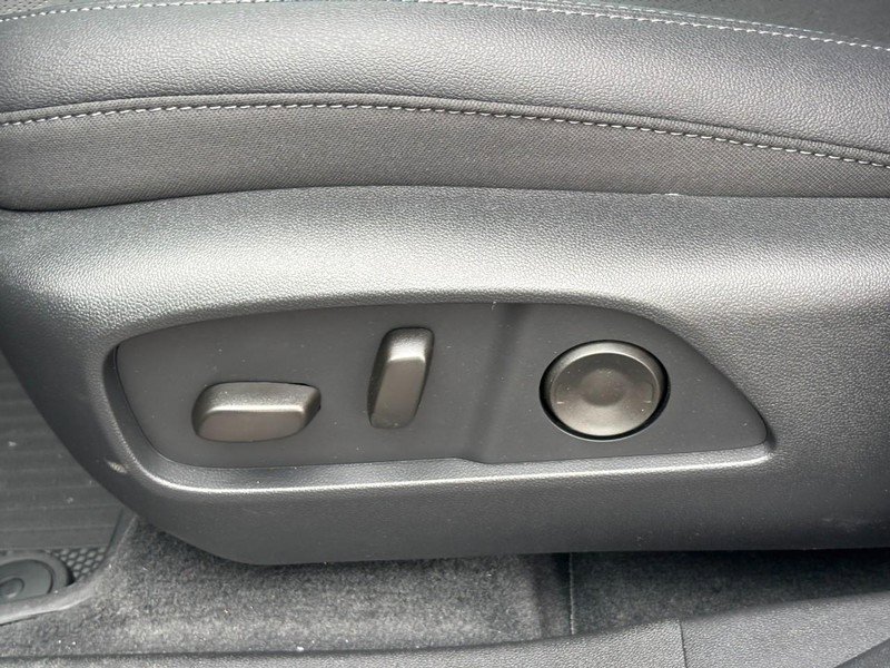 New 2026 Chevrolet Equinox LT image 10