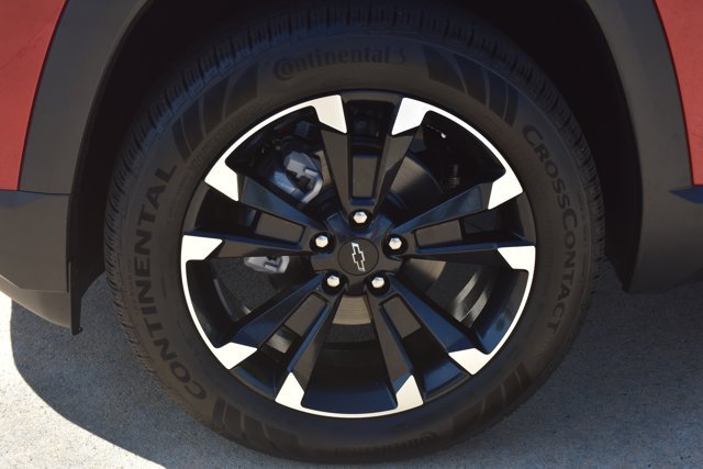 New 2027 Chevrolet Equinox RS w/ Safety and Technology Package FWD image 11
