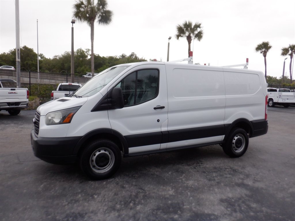 Used 2015 Ford Transit 250 130 Low Roof image 2
