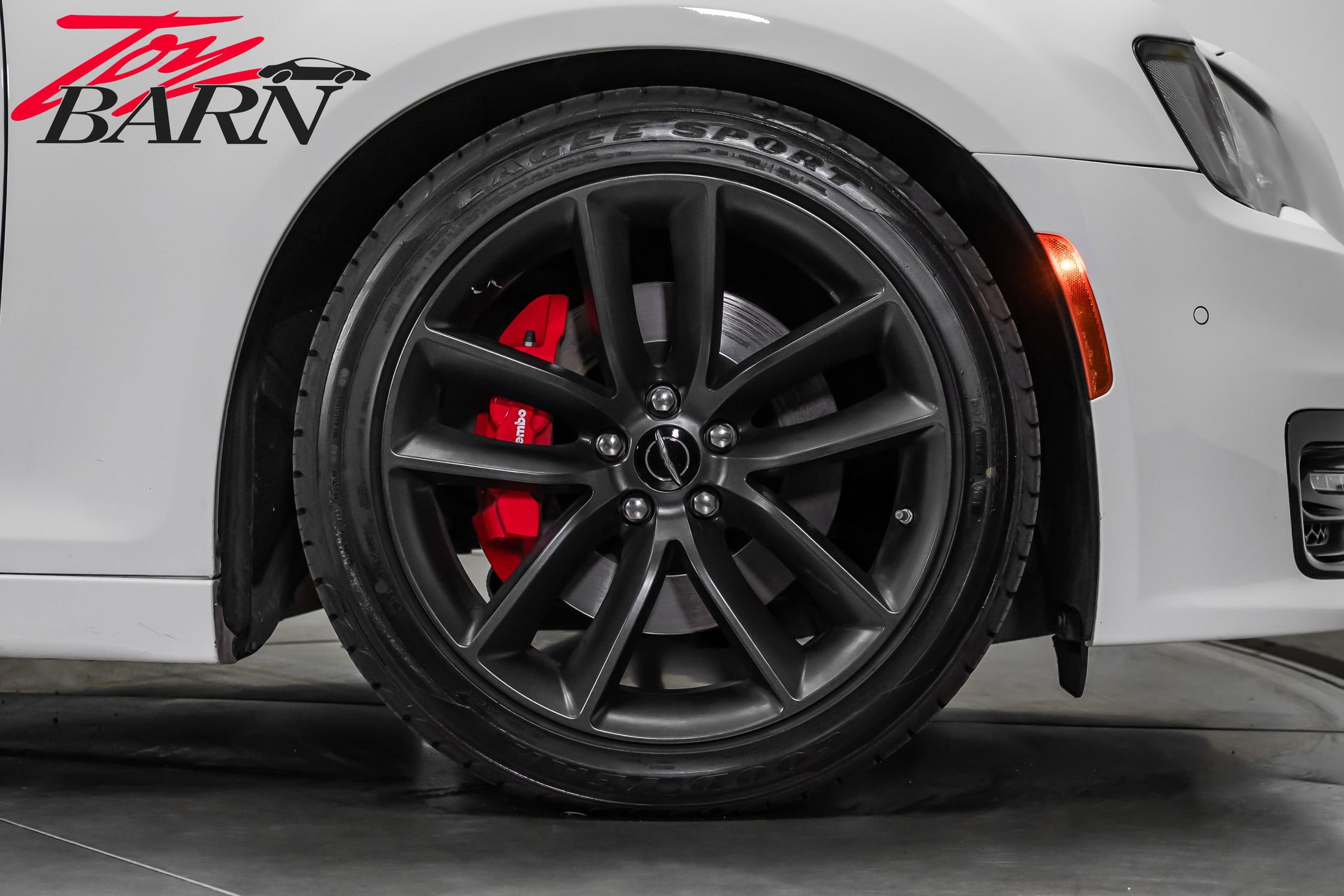 Used 2023 Chrysler 300 C RWD image 16