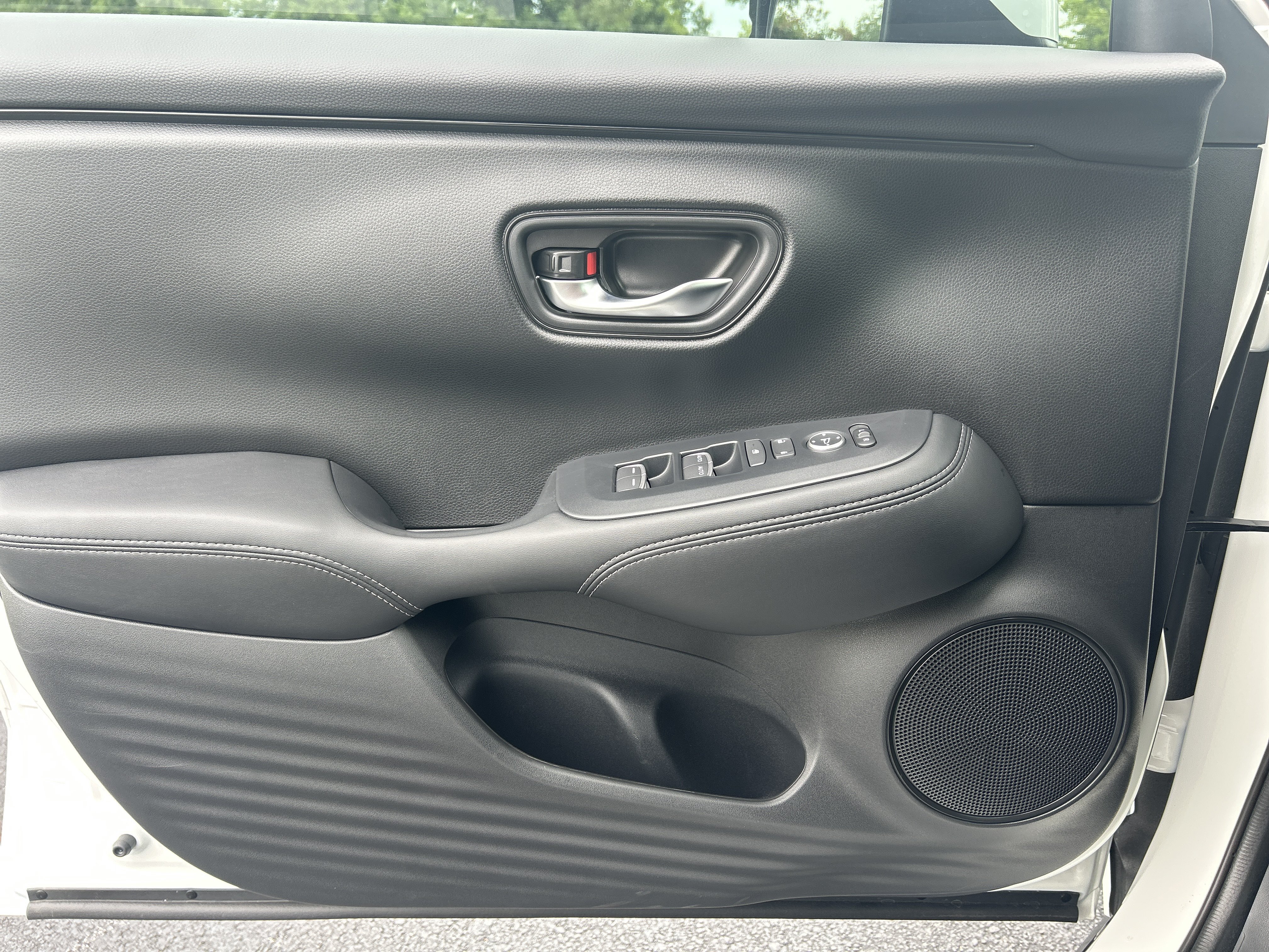 New 2027 Honda HR-V EX-L image 19