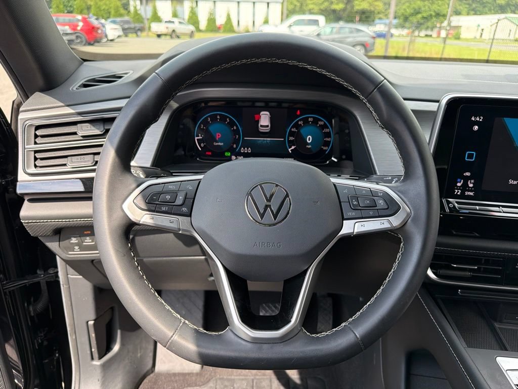 Used 2024 Volkswagen Atlas Cross Sport SE AWD/4WD image 14