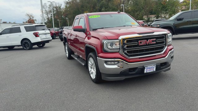 Used 2019 GMC Sierra 1500 SLE w/ SLE Value Package AWD/4WD image 3