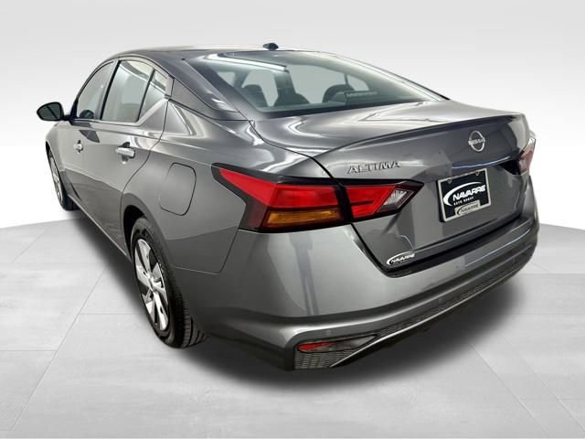 Used 2025 Nissan Altima 2.5 S image 6