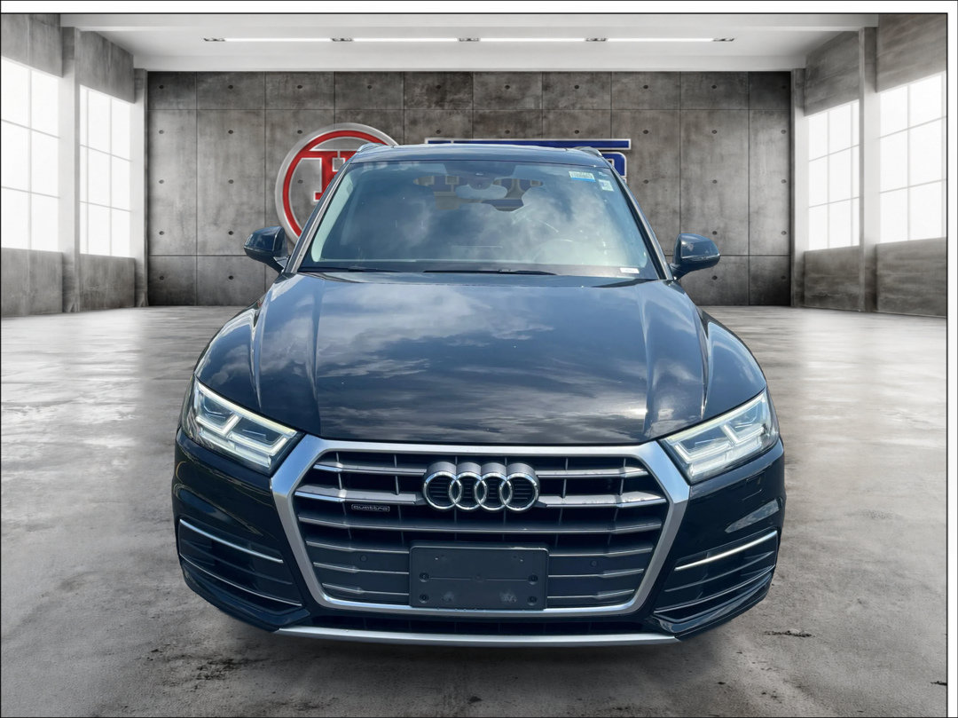 Used 2018 Audi Q5 2.0T Premium Plus w/ Premium Plus Package AWD/4WD image 2