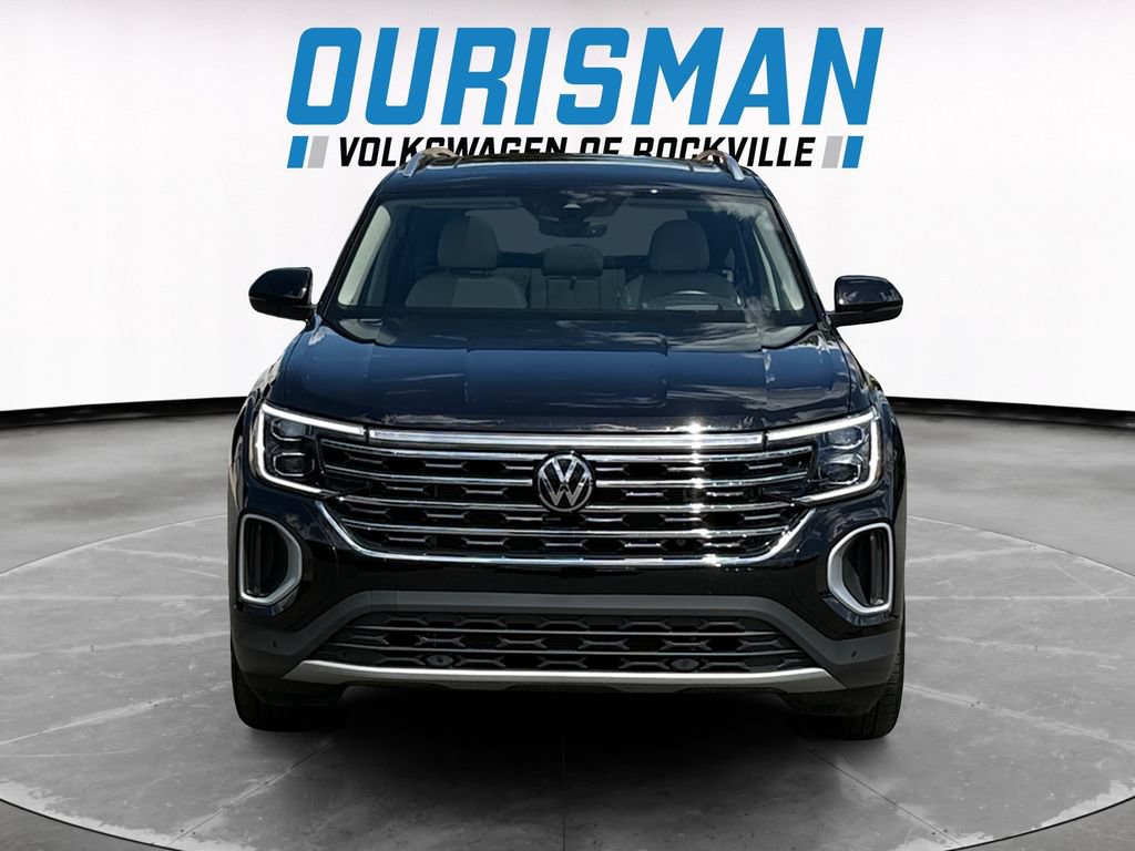 Used 2025 Volkswagen Atlas SEL AWD/4WD image 8