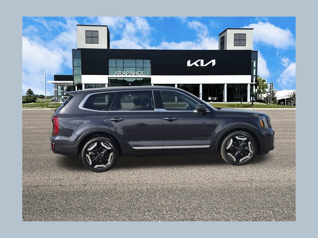 Used 2025 Kia Telluride S AWD/4WD image 1