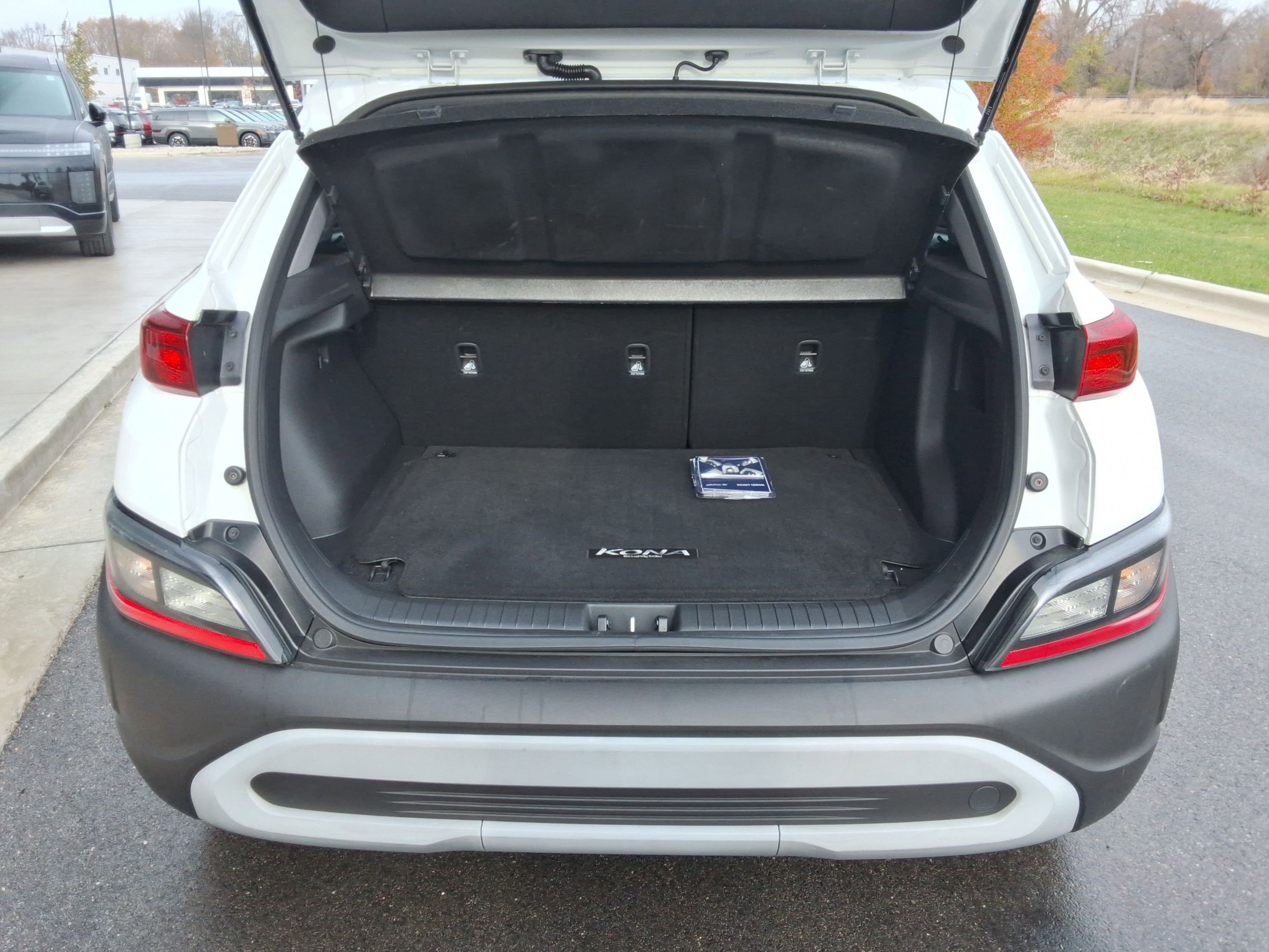 Used 2023 Hyundai Kona SEL w/ Convenience Package image 32