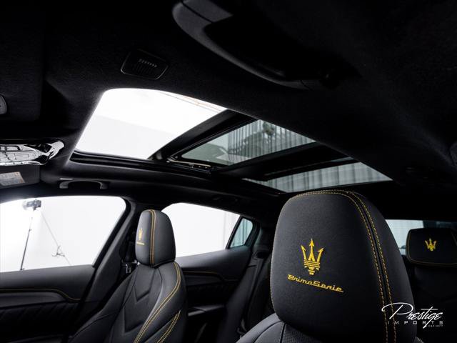 Used 2023 Maserati Grecale Trofeo AWD/4WD image 31
