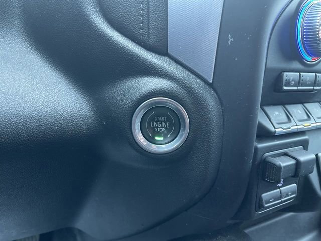 Used 2019 GMC Sierra 1500 SLT w/ SLT Premium Package image 17