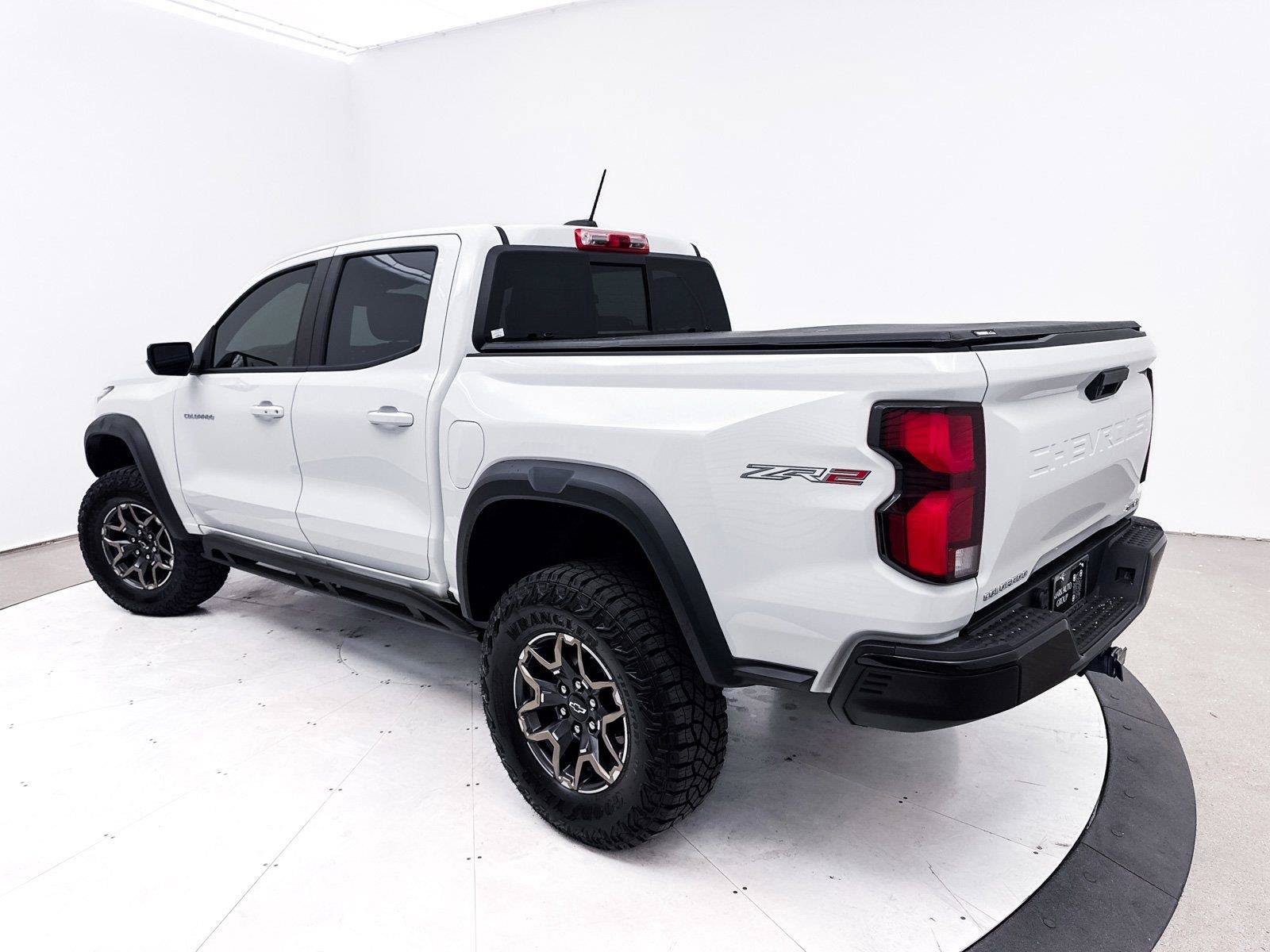 Used 2024 Chevrolet Colorado ZR2 AWD/4WD image 3