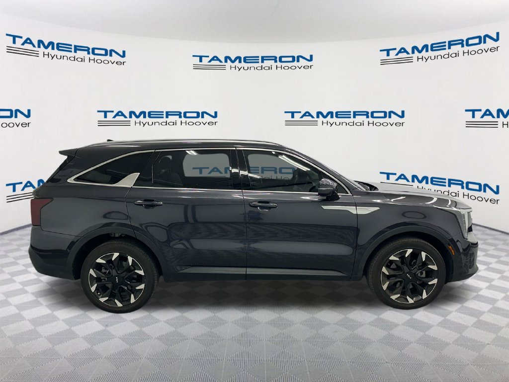 Used 2025 Kia Sorento EX FWD image 6