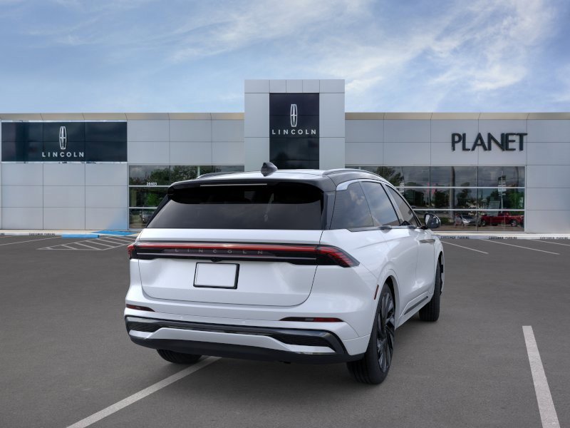New 2026 Lincoln Nautilus Black Label w/ Jet Appearance Package AWD/4WD image 8
