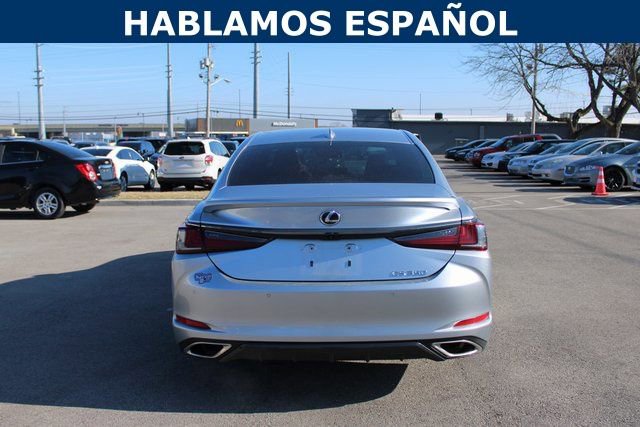 Used 2023 Lexus ES 350 F Sport w/ Accessory Package (Z2) image 4