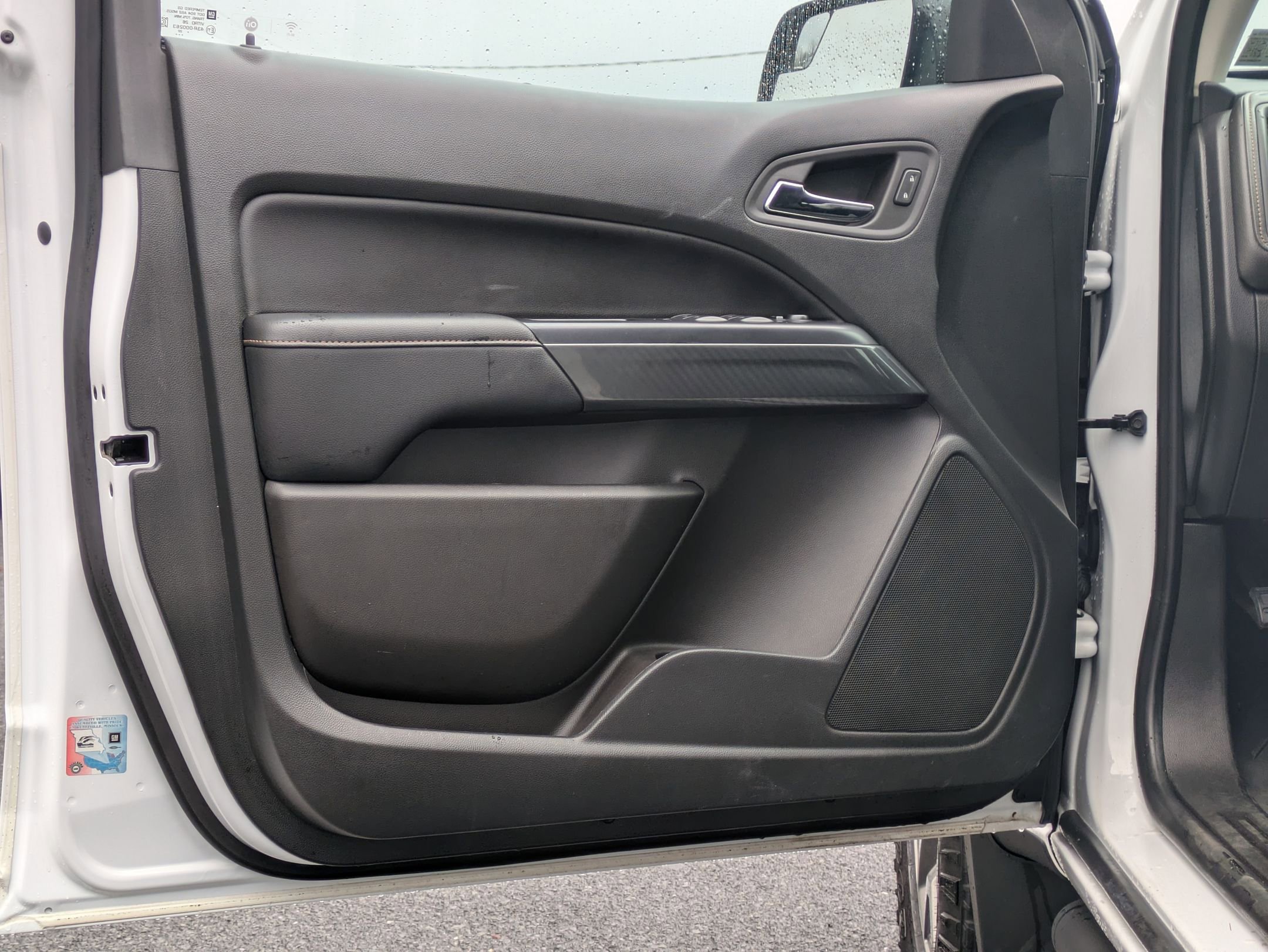 Used 2022 GMC Canyon AT4 w/ Trailering Package image 11