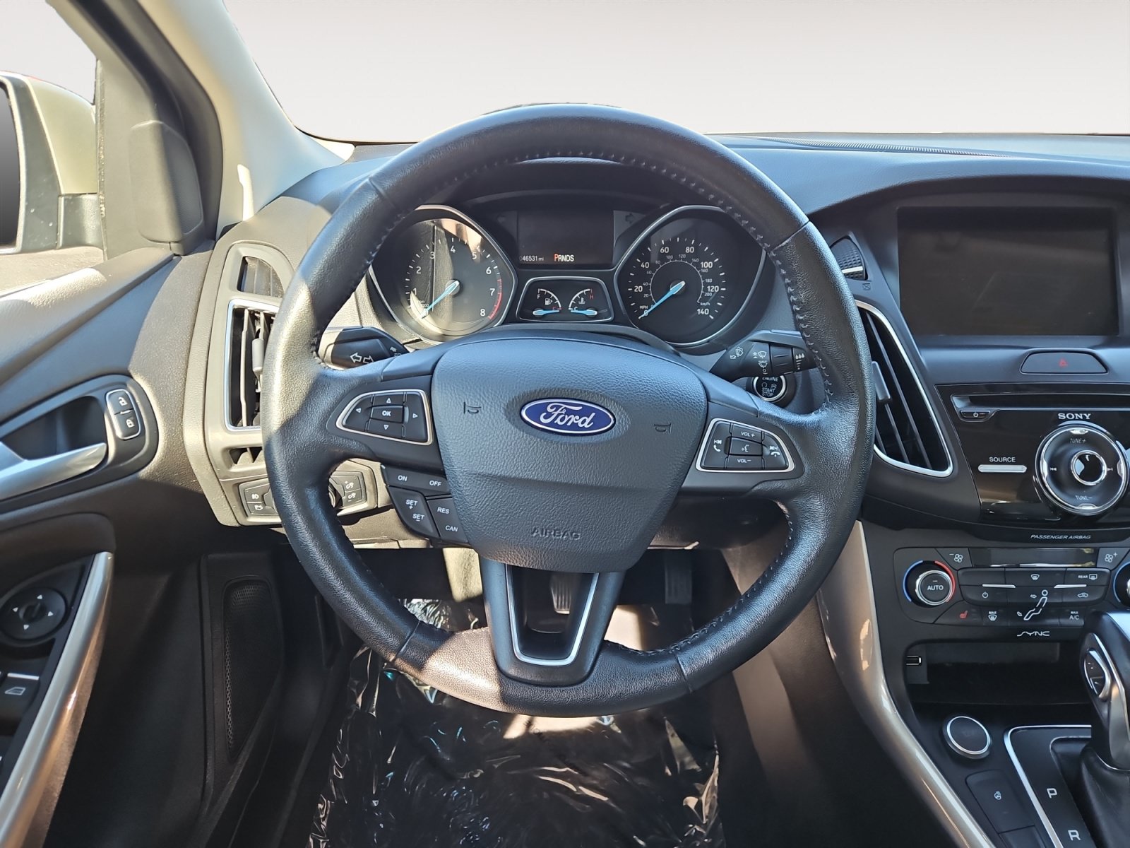 Used 2017 Ford Focus Titanium FWD image 13