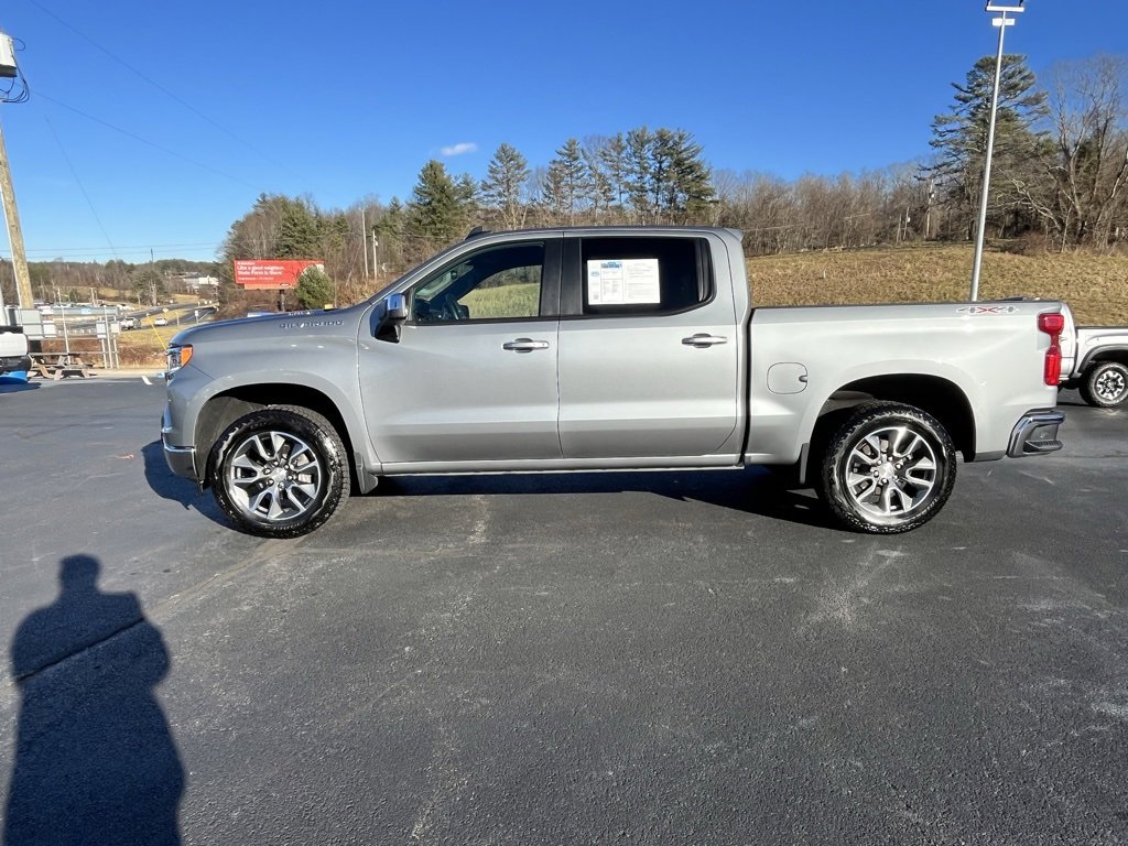 Used 2024 Chevrolet Silverado 1500 LT image 23