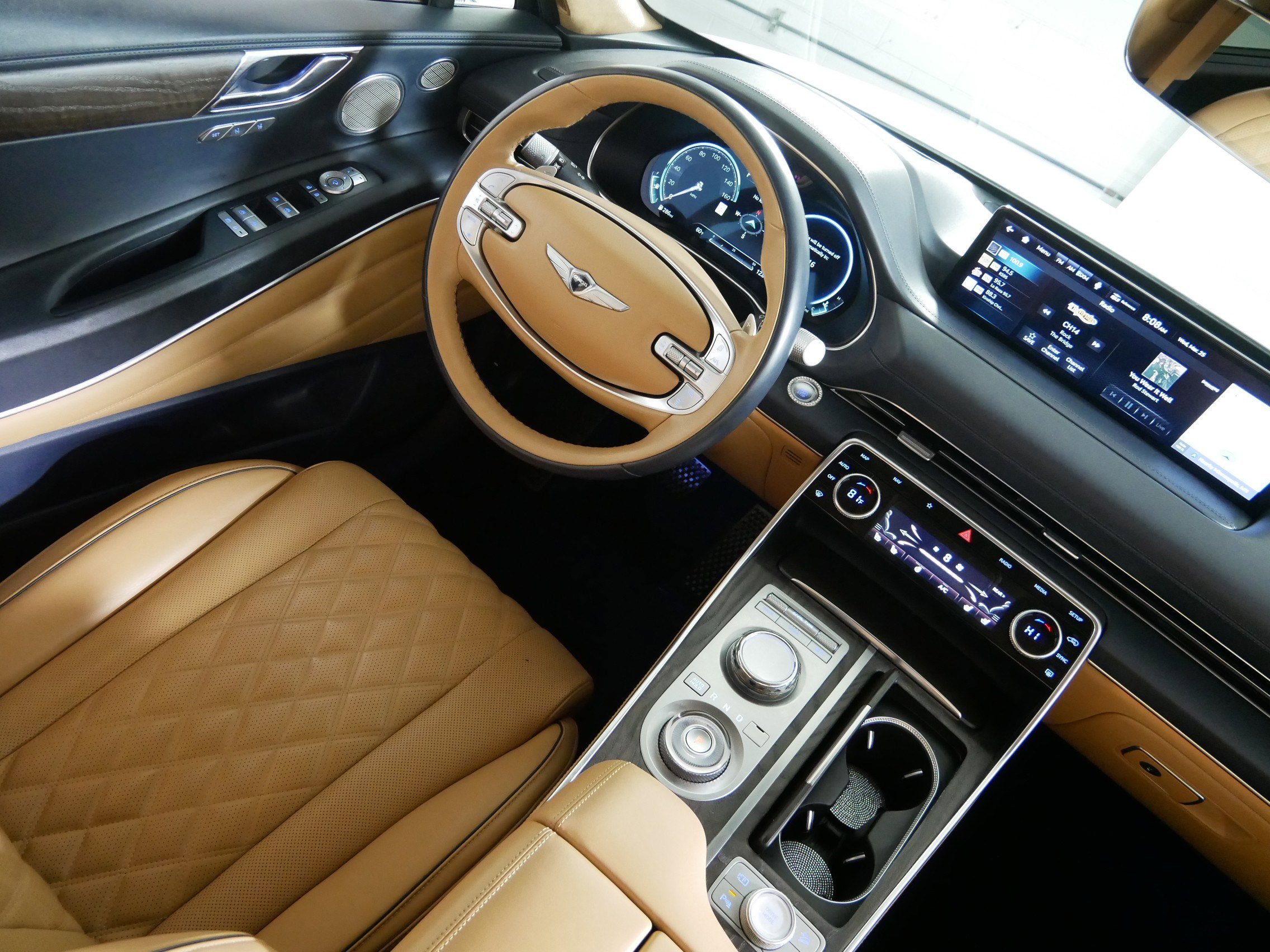 Used 2024 Genesis GV80 3.5T image 9