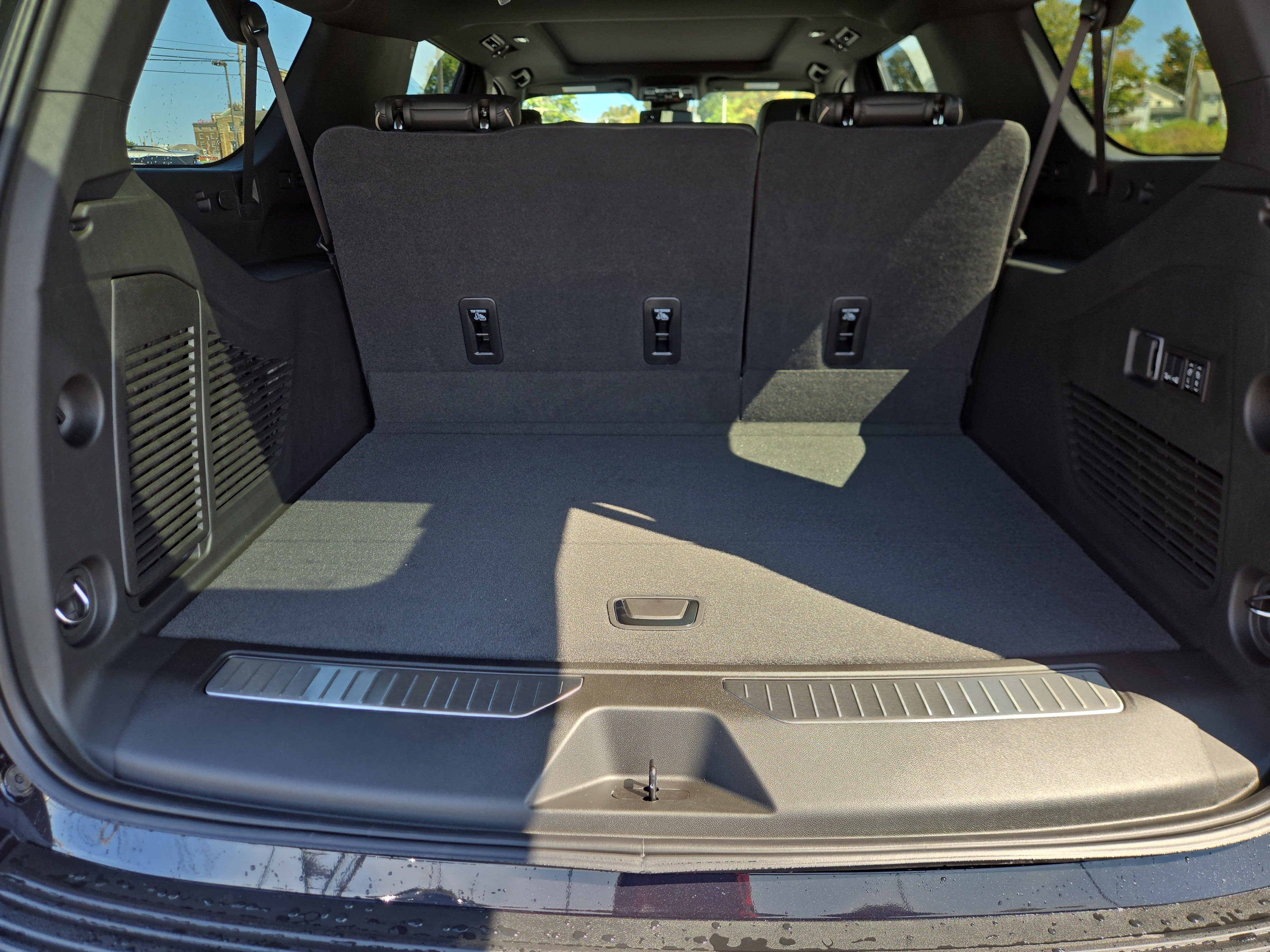 New 2026 Chevrolet Suburban Premier w/ Sun And Tow Package image 5