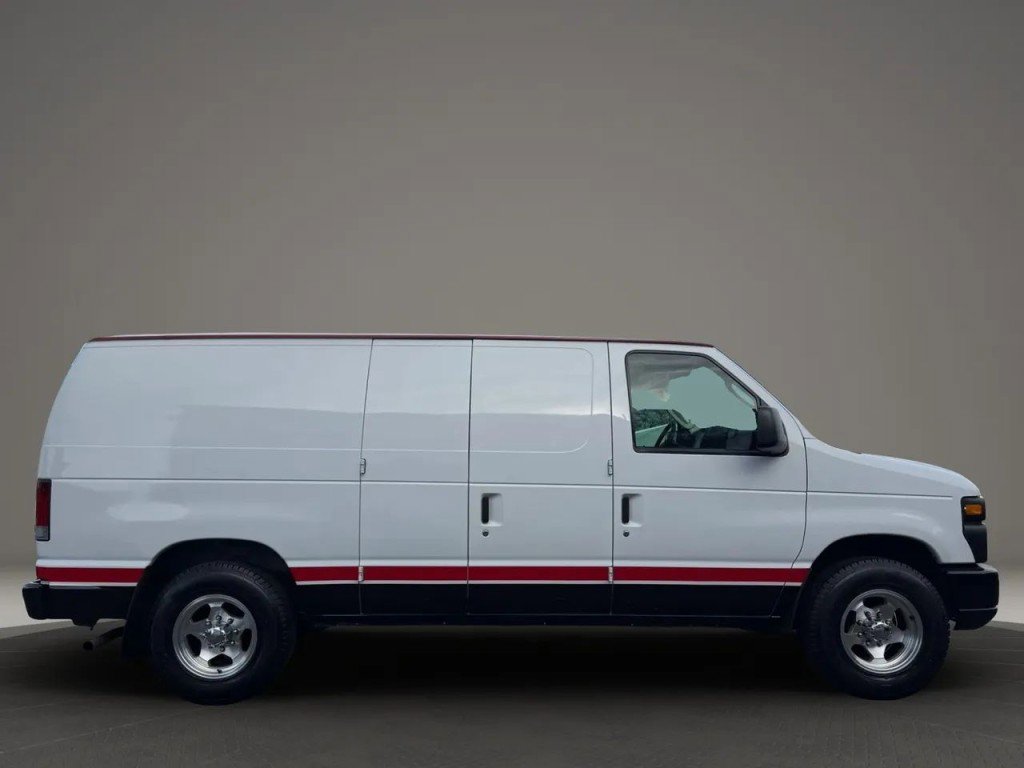 Used 2013 Ford E-150 and Econoline 150 w/ PWR Group RWD image 12