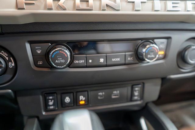 Certified 2025 Nissan Frontier SV w/ SV Convenience Package image 31