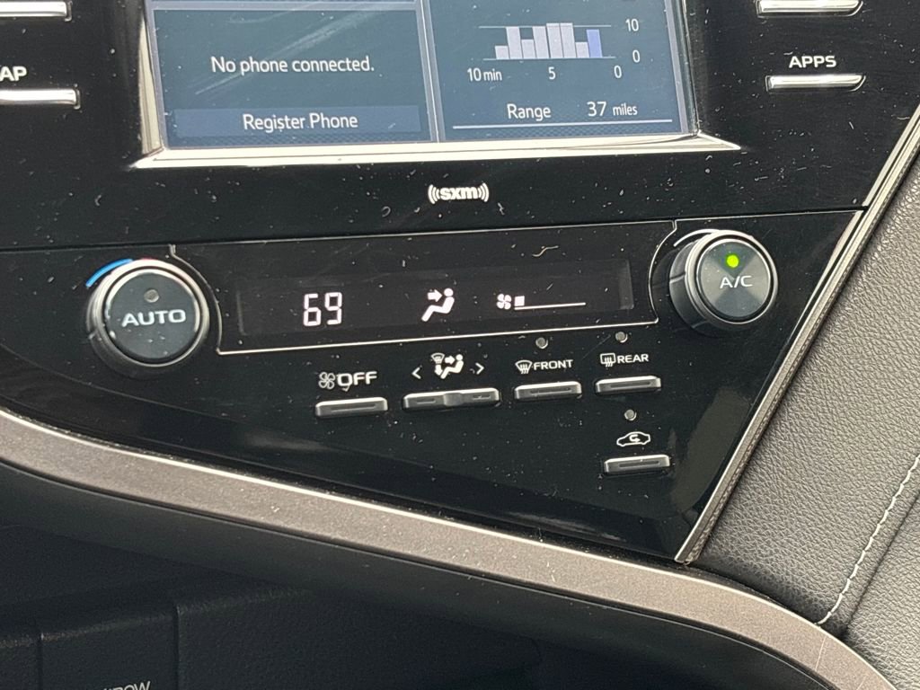 Used 2020 Toyota Camry SE image 12