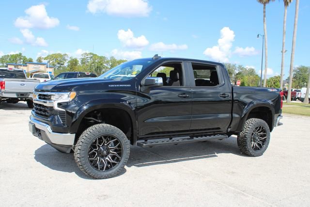 Used 2025 Chevrolet Silverado 1500 LT image 5