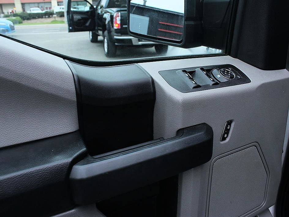 Used 2017 Ford F150 XL w/ Equipment Group 101A Mid image 10