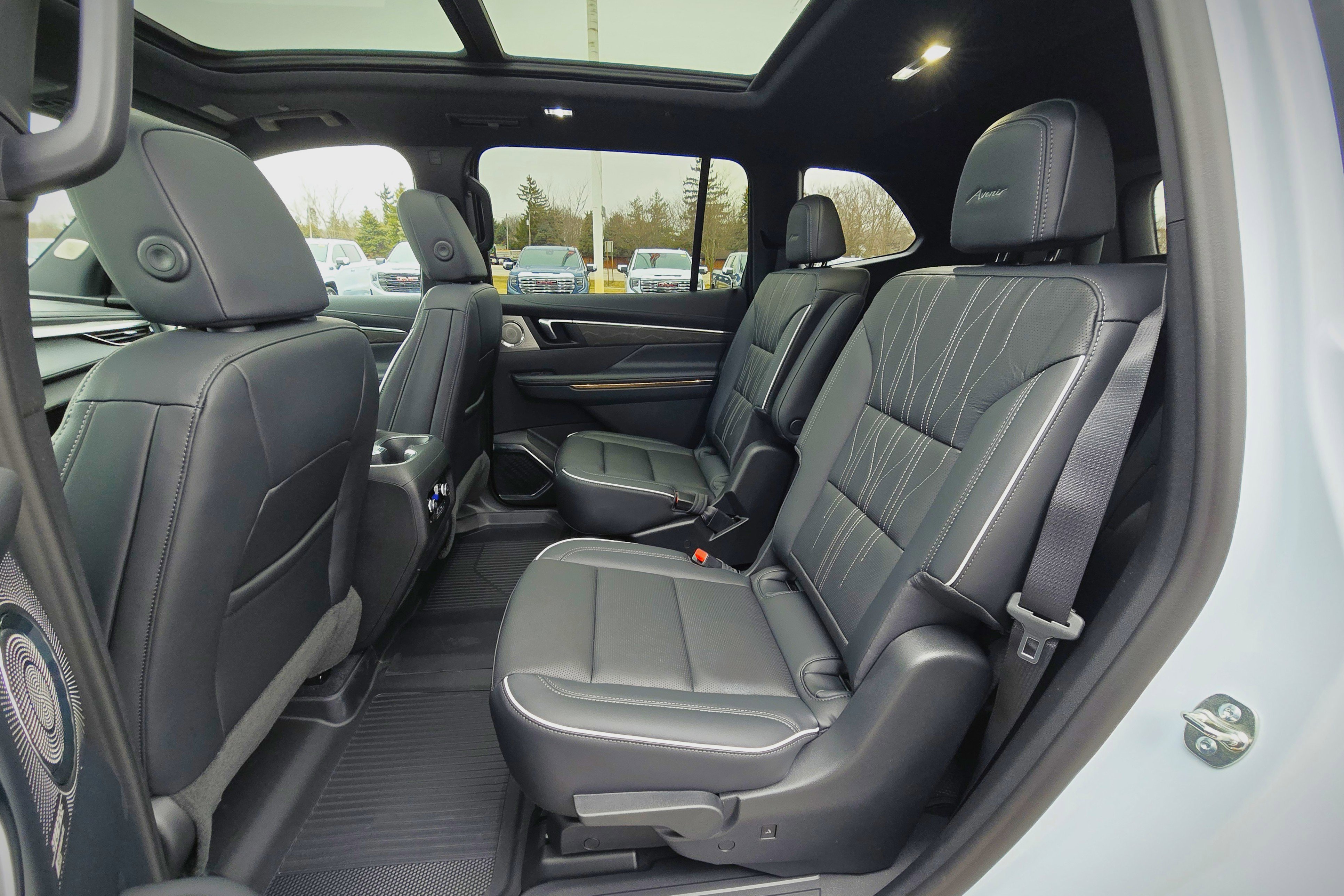 New 2026 Buick Enclave Avenir w/ Super Cruise Package image 12