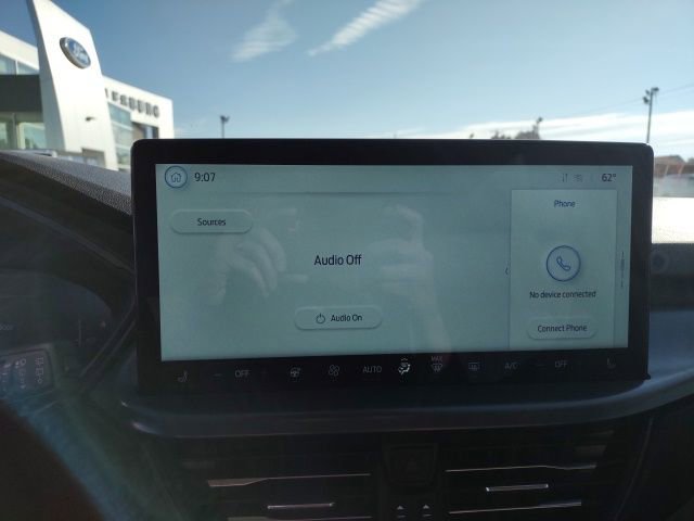 Used 2025 Ford Escape SE image 17