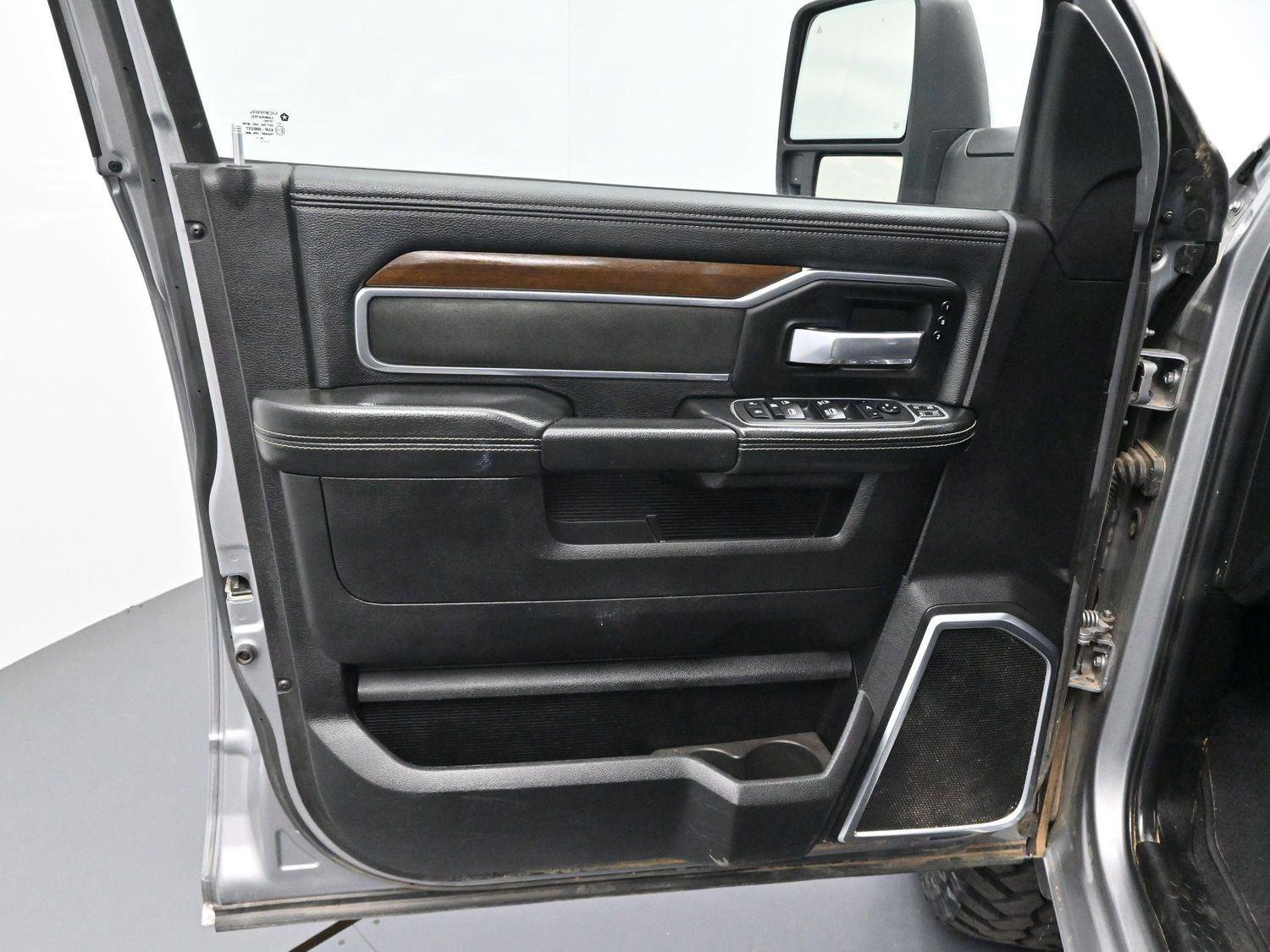 Used 2024 RAM 2500 Laramie w/ Safety Group image 9