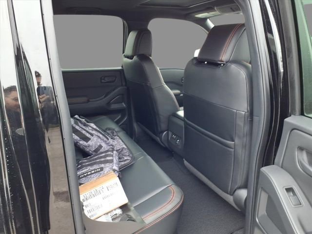 New 2026 Nissan Frontier PRO-4X w/ Pro Premium Package AWD/4WD image 11