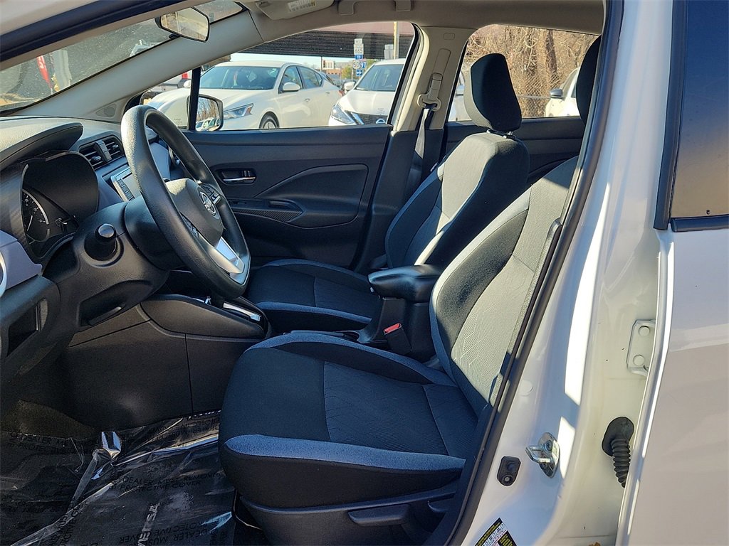 Used 2024 Nissan Versa SV w/ Trunk Package image 13