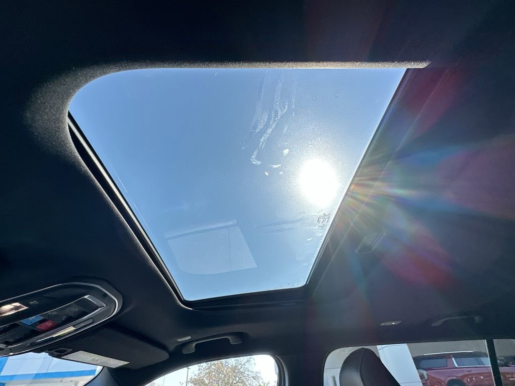 Used 2023 Jeep Grand Cherokee L Laredo image 21