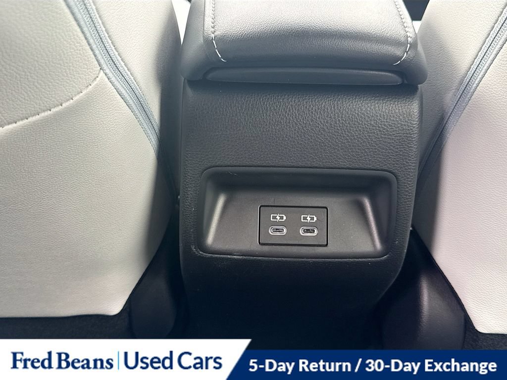 Used 2025 Toyota Corolla XSE FWD image 32