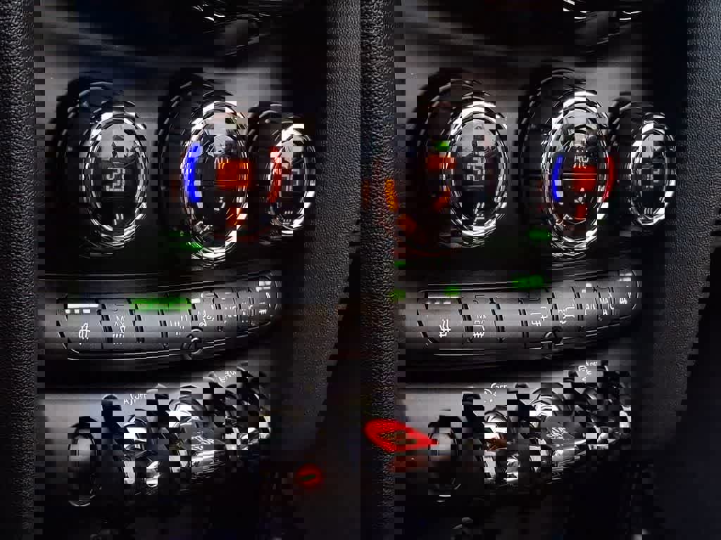 Used 2017 MINI Cooper S FWD image 13