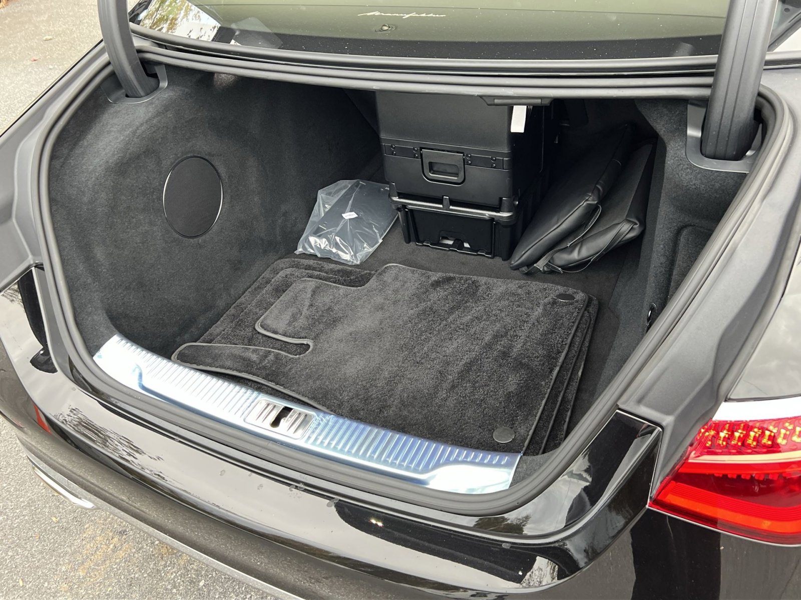 Certified 2025 Mercedes-Benz Maybach S 680 4MATIC image 24