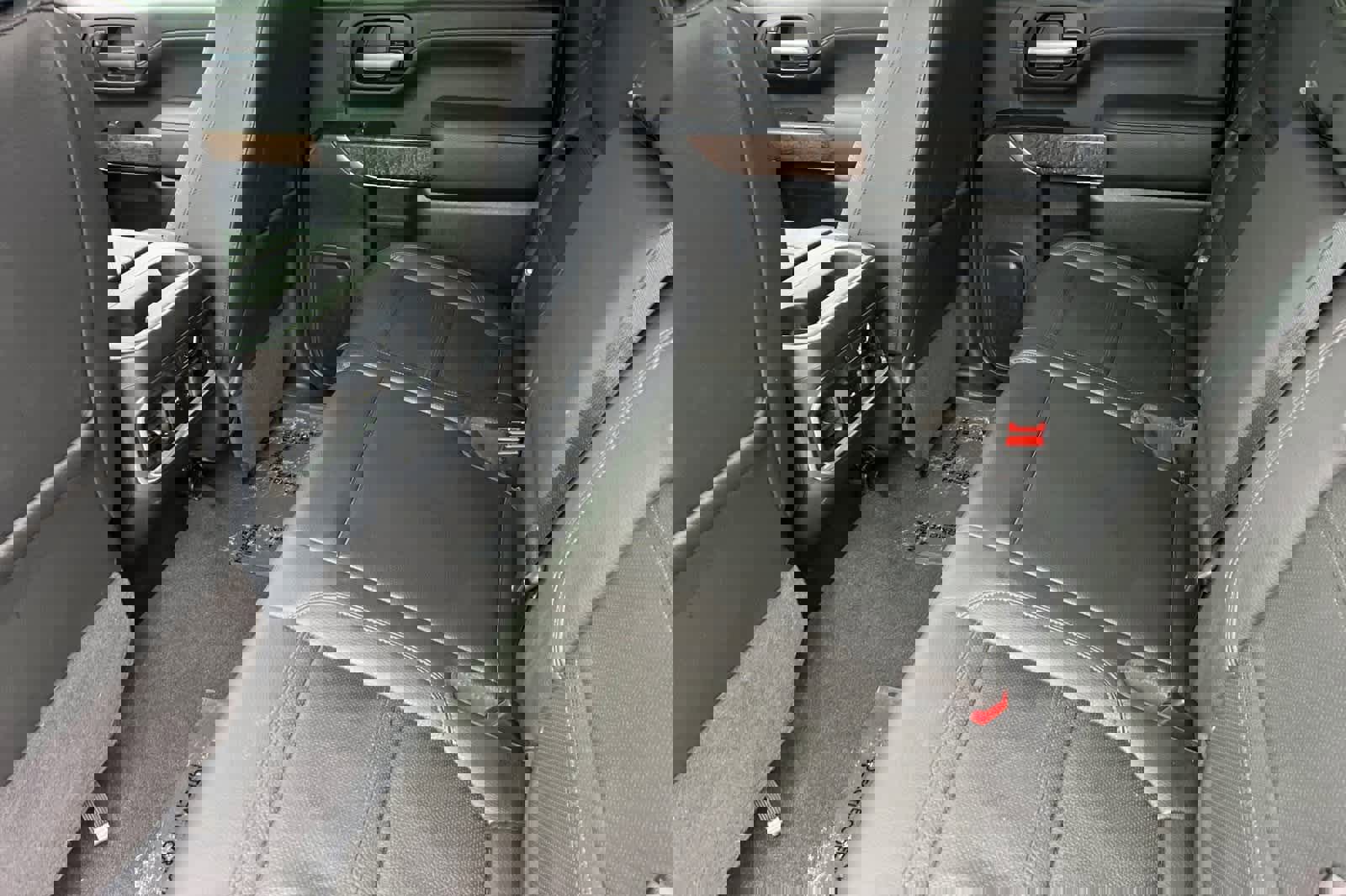 Used 2020 GMC Sierra 3500 Denali w/ Denali Ultimate Package image 5