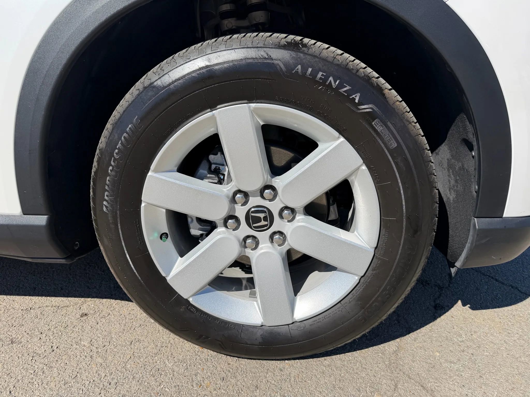 Used 2024 Honda Prologue EX image 4