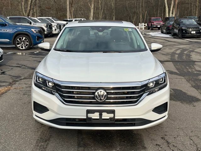 Certified 2020 Volkswagen Passat 2.0T SEL image 3