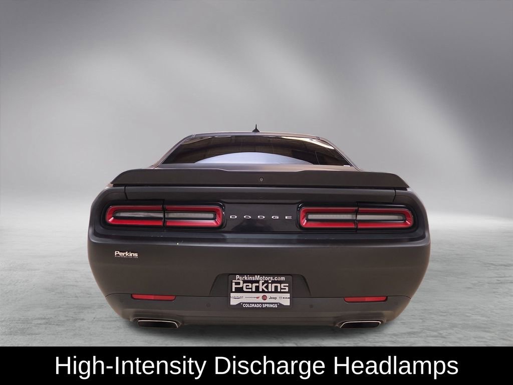 Used 2015 Dodge Challenger R/T Scat Pack w/ Scat Pack Stripe Group image 7