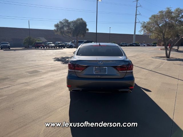 Used 2014 Lexus LS 460 w/ Comfort Package RWD image 4