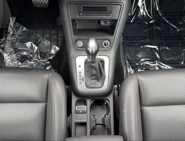 Used 2016 Volkswagen Tiguan S image 23