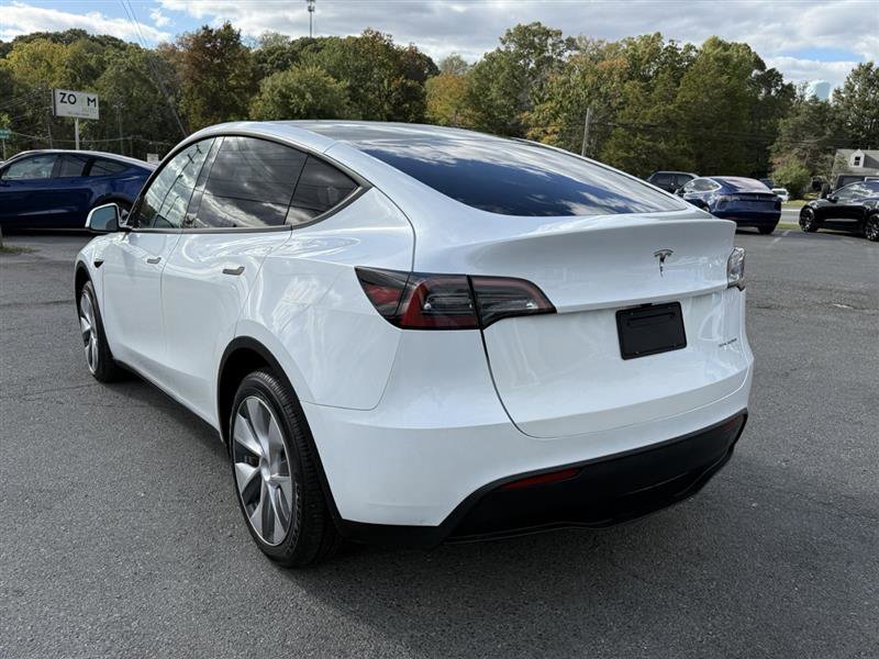 Used 2021 Tesla Model Y Long Range image 3