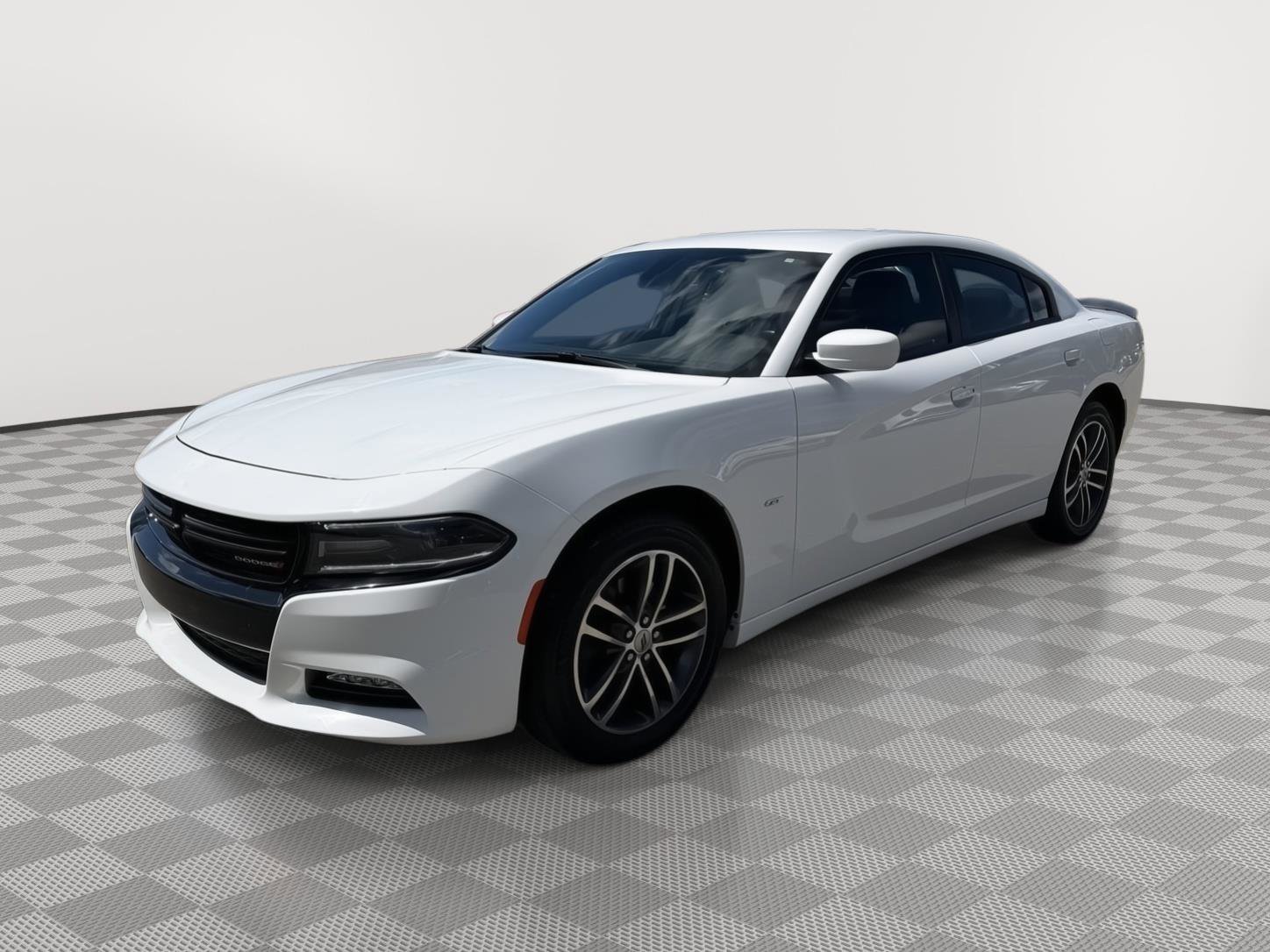 Used 2018 Dodge Charger GT AWD/4WD image 3