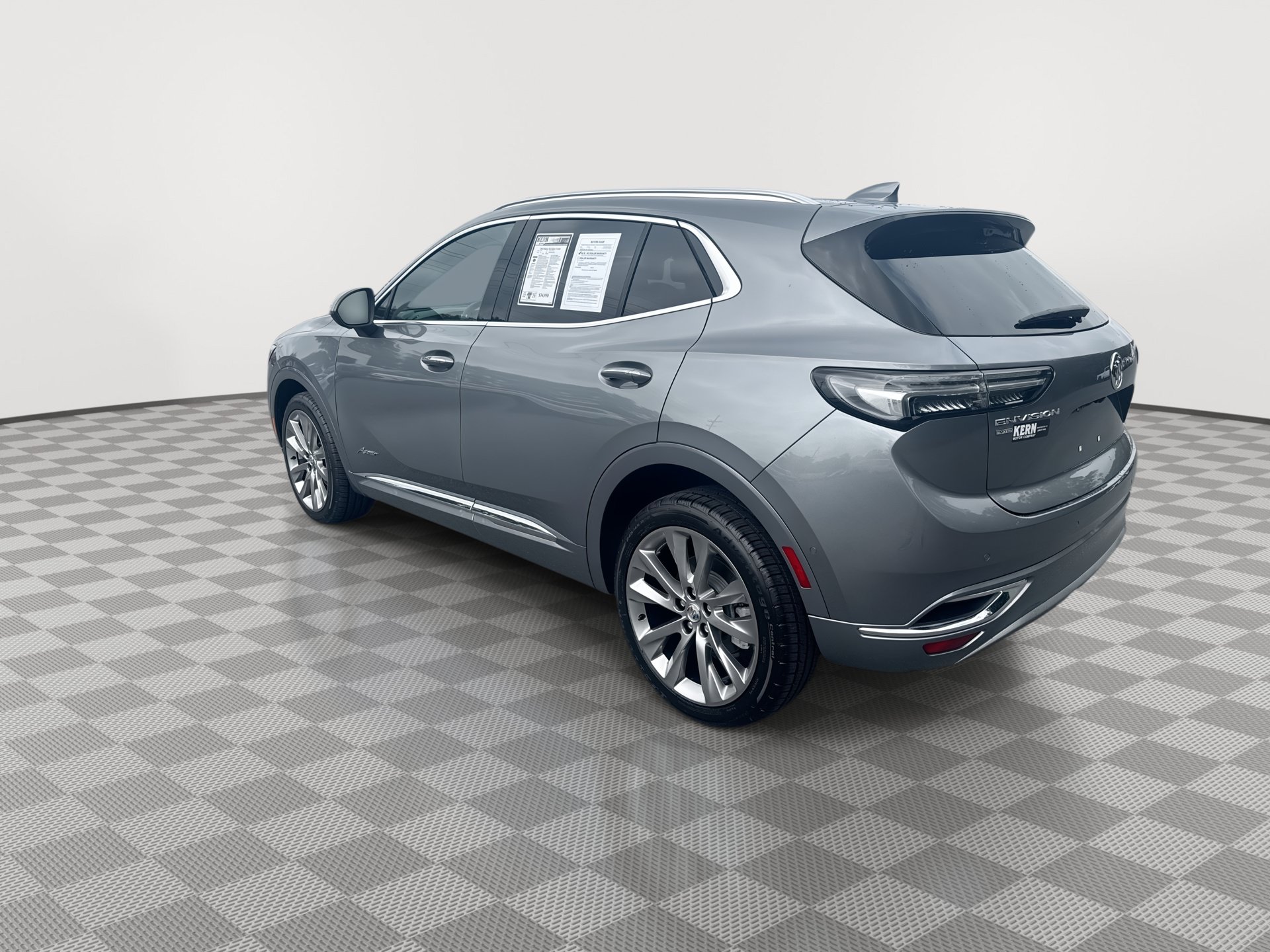 Used 2022 Buick Envision Avenir w/ Technology Package II AWD/4WD image 6