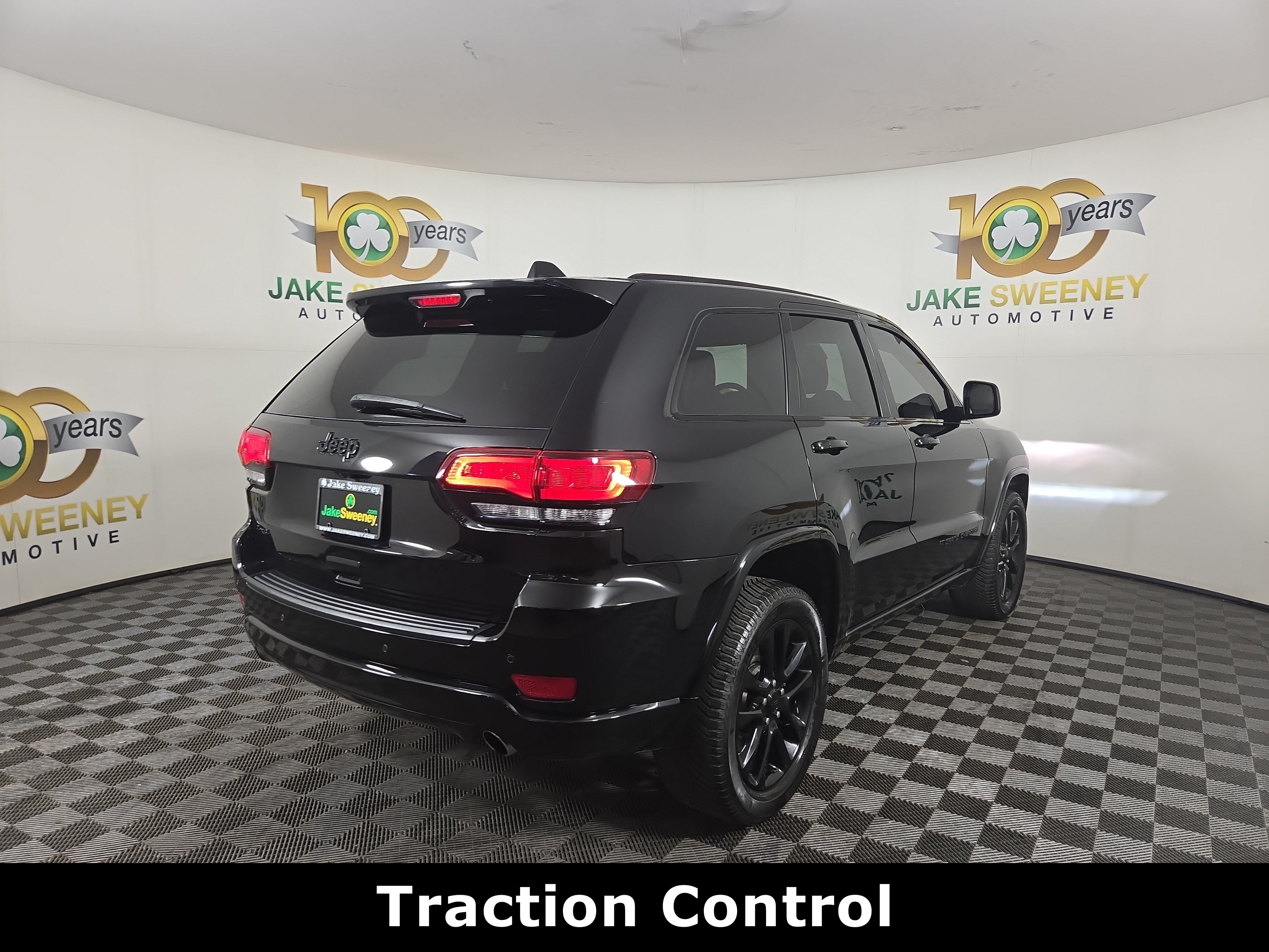 Used 2022 Jeep Grand Cherokee Laredo X AWD/4WD image 9