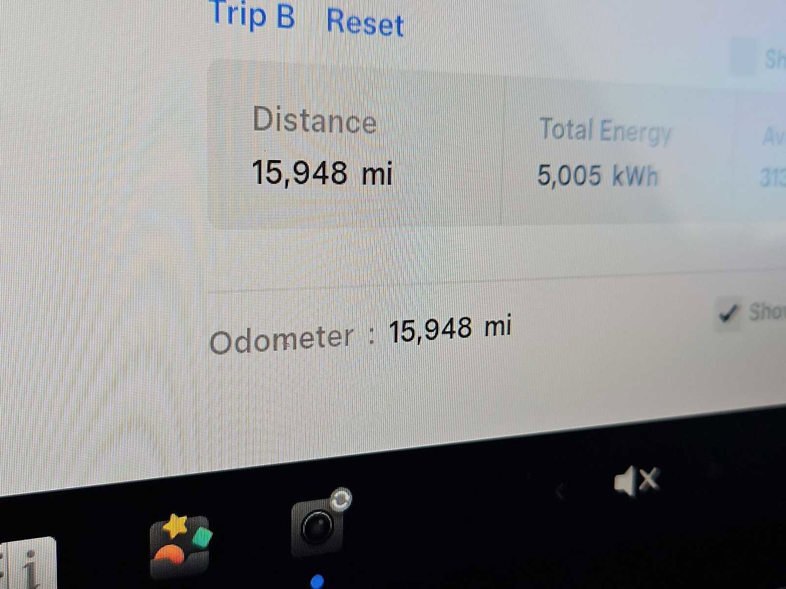 Used 2024 Tesla Model Y Long Range image 31