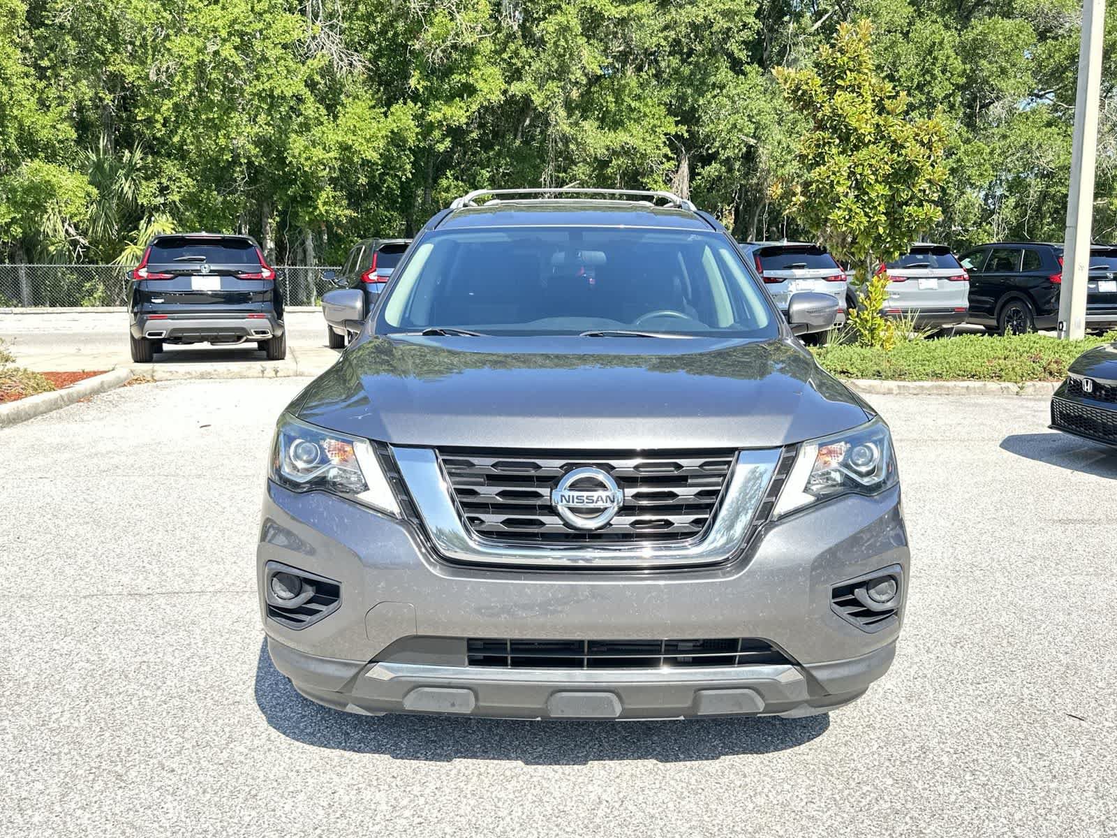 Used 2020 Nissan Pathfinder S FWD image 9